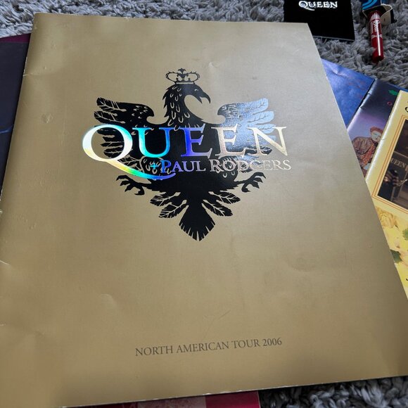 Queen Fan Club lot + 2006 Tour Programme - Picture 6 of 11